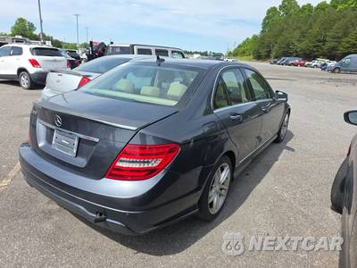 2013 Mercedes-Benz C 250 Sedan - zdjęcie 4 z 18 - miniatura