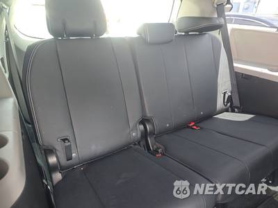 2017 Toyota Sienna SE 8-Passenger 119.3" WB - zdjęcie 14 z 28 - miniatura