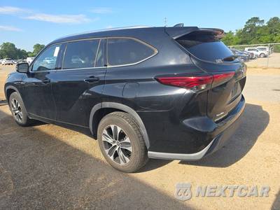 2021 Toyota Highlander XLE - zdjęcie 6 z 22 - miniatura