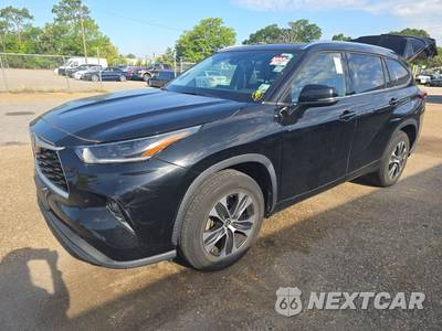 2021 Toyota Highlander XLE - zdjęcie 1 z 22 - miniatura