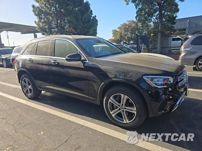 2022 Mercedes-Benz GLC 300 - zdjęcie 3 z 37 - miniatura