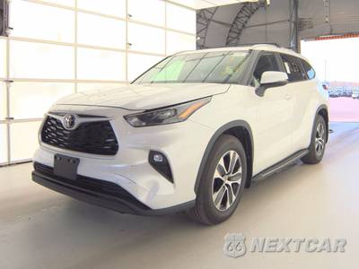2023 Toyota Highlander XLE - zdjęcie 1 z 44 - miniatura