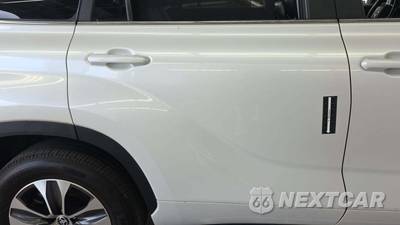 2023 Toyota Highlander XLE - zdjęcie 28 z 44 - miniatura