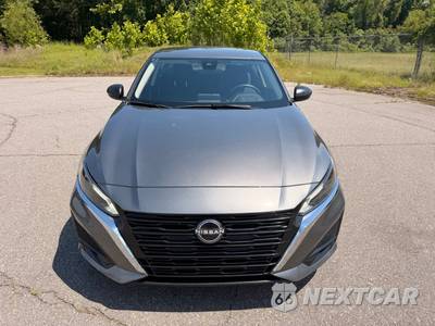 2025 Nissan Altima SV - zdjęcie 2 z 28 - miniatura