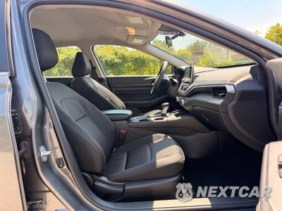 2025 Nissan Altima SV - zdjęcie 13 z 28 - miniatura