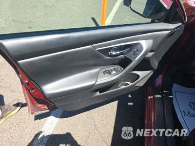 2016 Nissan Altima 2.5 S - zdjęcie 9 z 51 - miniatura