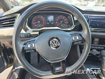 2019 Volkswagen Jetta R-Line - zdjęcie 10 z 23 - miniatura