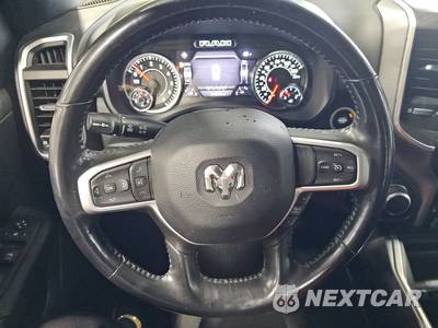 2023 Ram 1500 Big Horn Crew Cab Short Bed - zdjęcie 10 z 43 - miniatura
