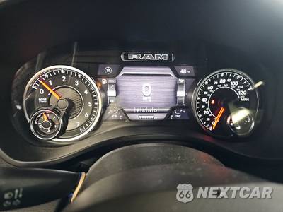 2023 Ram 1500 Big Horn Crew Cab Short Bed - zdjęcie 12 z 43 - miniatura