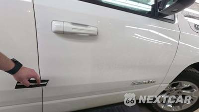 2023 Ram 1500 Big Horn Crew Cab Short Bed - zdjęcie 24 z 43 - miniatura