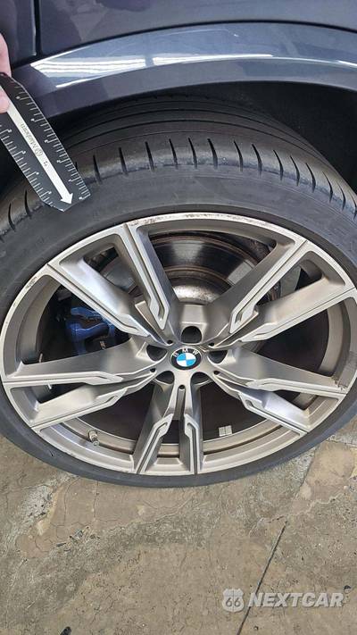 2021 BMW X5 Sports Activity Vehicle M50i - zdjęcie 26 z 47 - miniatura