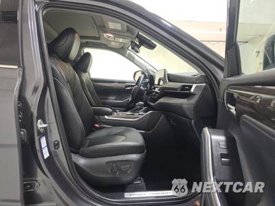 2021 Toyota Highlander Limited - zdjęcie 8 z 22 - miniatura