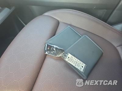 2025 Volkswagen ID. Buzz Pro S Two-Tone 128.0" WB - zdjęcie 22 z 25 - miniatura