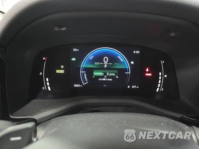 2026 Toyota Camry Nightshade - zdjęcie 12 z 33 - miniatura