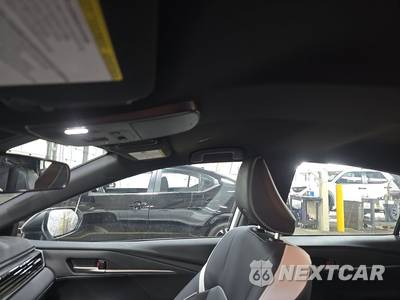 2026 Toyota Camry Nightshade - zdjęcie 17 z 33 - miniatura