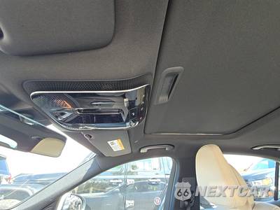 2025 Mercedes-Benz C 300 4MATIC - zdjęcie 18 z 26 - miniatura