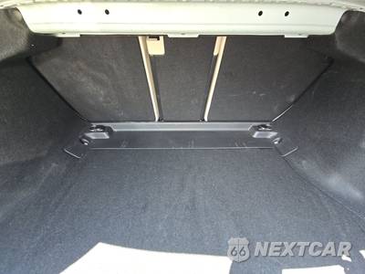 2025 Mercedes-Benz C 300 4MATIC - zdjęcie 16 z 26 - miniatura