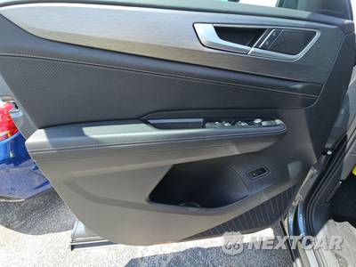 2025 Volkswagen Atlas Cross Sport 2.0T SE w/Technology - zdjęcie 9 z 19 - miniatura