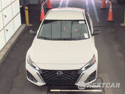 2024 Nissan Altima SR - zdjęcie 2 z 21 - miniatura