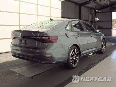 2025 Volkswagen Jetta Sport - zdjęcie 4 z 21 - miniatura