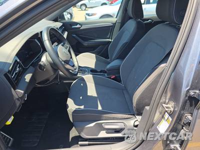 2025 Volkswagen Jetta Sport - zdjęcie 7 z 21 - miniatura