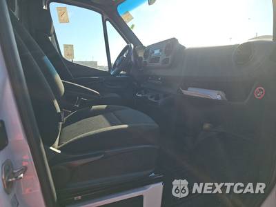 2021 Mercedes-Benz Sprinter 2500 Cargo Van High Roof 170.0" WB - zdjęcie 8 z 36 - miniatura