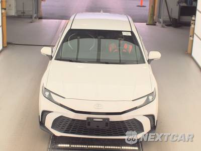2025 Toyota Camry SE - zdjęcie 2 z 28 - miniatura