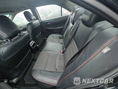 2016 Toyota Camry SE - zdjęcie 13 z 37 - miniatura