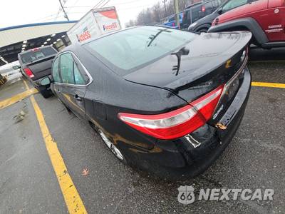 2016 Toyota Camry SE - zdjęcie 6 z 37 - miniatura