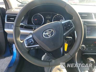 2017 Toyota Camry SE - zdjęcie 10 z 31 - miniatura