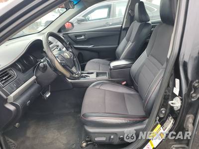 2016 Toyota Camry SE - zdjęcie 7 z 48 - miniatura