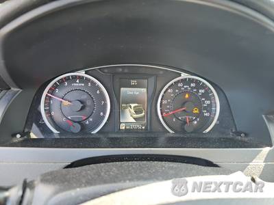 2016 Toyota Camry SE - zdjęcie 12 z 53 - miniatura