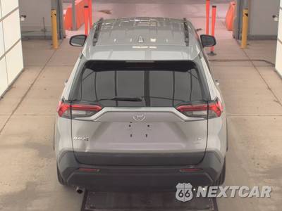 2021 Toyota RAV4 LE - zdjęcie 5 z 37 - miniatura
