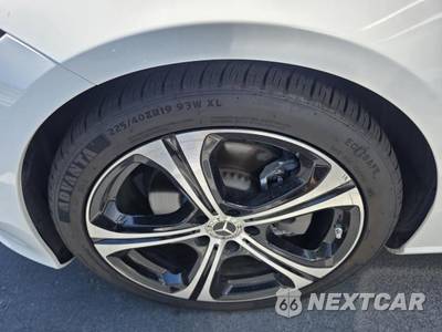 2025 Mercedes-Benz C 300 - zdjęcie 5 z 21 - miniatura