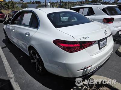 2025 Mercedes-Benz C 300 - zdjęcie 12 z 21 - miniatura