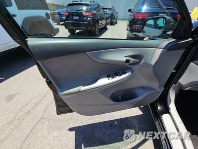 2010 Toyota Corolla LE - zdjęcie 9 z 34 - miniatura
