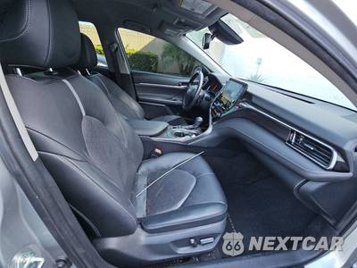 2021 Toyota Camry XSE - zdjęcie 8 z 32 - miniatura
