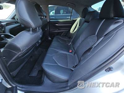 2021 Toyota Camry XSE - zdjęcie 13 z 32 - miniatura