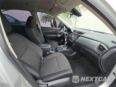 2020 Nissan Rogue S - zdjęcie 8 z 28 - miniatura