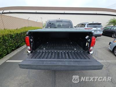 2018 Toyota Tacoma SR5 Crew Cab Medium Bed - zdjęcie 16 z 31 - miniatura
