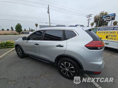 2020 Nissan Rogue S - zdjęcie 6 z 28 - miniatura