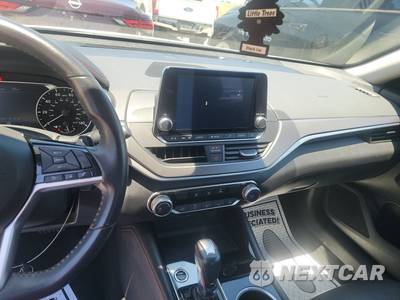 2024 Nissan Altima SR - zdjęcie 11 z 18 - miniatura