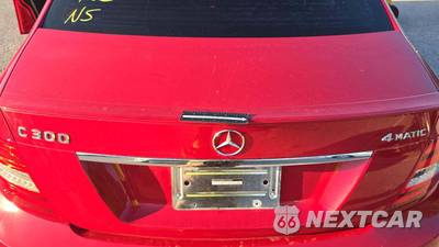 2014 Mercedes-Benz C 300 4MATIC Sedan - zdjęcie 34 z 54 - miniatura