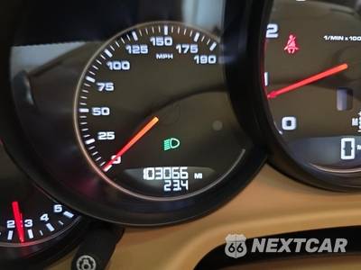 2015 Porsche Panamera - zdjęcie 15 z 26 - miniatura