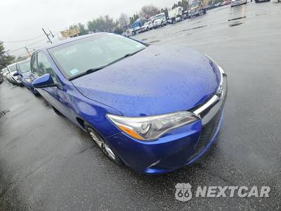 2016 Toyota Camry SE - zdjęcie 3 z 41 - miniatura