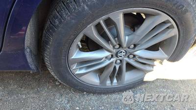 2016 Toyota Camry SE - zdjęcie 31 z 41 - miniatura