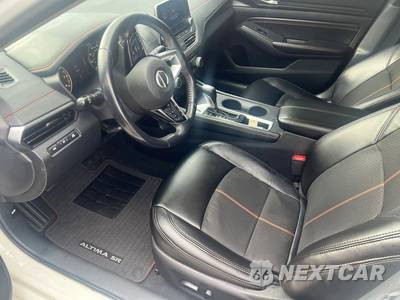 2021 Nissan Altima SR - zdjęcie 11 z 16 - miniatura
