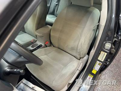 2013 Toyota Corolla LE - zdjęcie 18 z 36 - miniatura