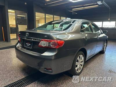 2013 Toyota Corolla LE - zdjęcie 7 z 36 - miniatura