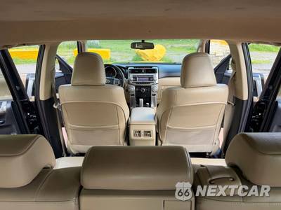 2010 Toyota 4Runner SR5 - zdjęcie 39 z 106 - miniatura